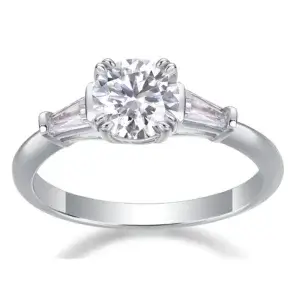 S925 Moissanite Ring High Clarity Moissanite Ring-Unique Design Fashionable and Radiant Perfect for Special Occasions Custom Jewelry MYZR12937