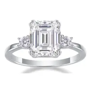 S925 Moissanite Ring Classic Three Stone Engagement Ring Emerald Cut 4.00CT VVS1 Clarity Colorless Moissanite Ring 925 Sterling Silver MYZR12948